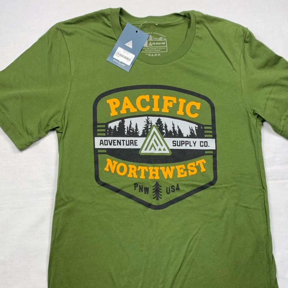 The Great PNW Elite Graphic Tee Shirt in Green in Small and XL